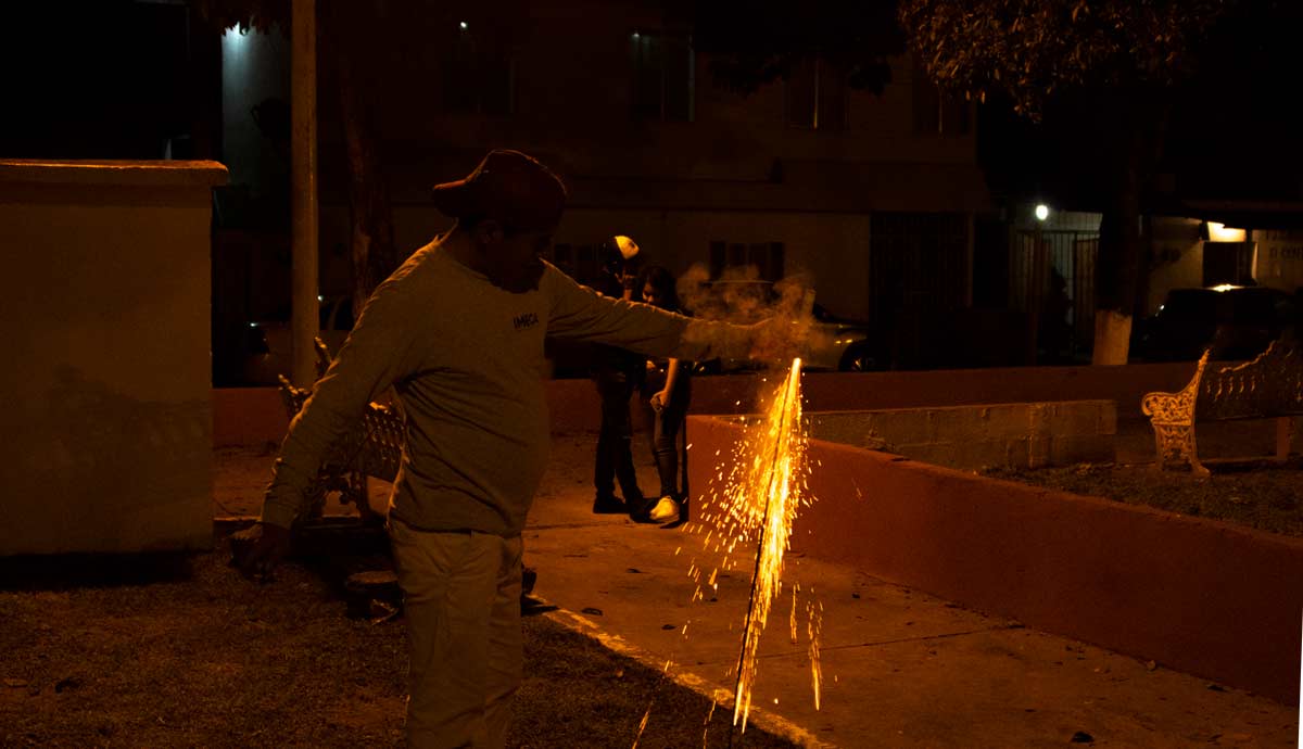 Noche anterior durante la bienvenida a los corredores.